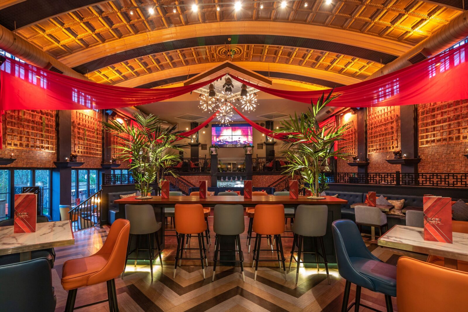 Loft Steakhouse Bar Gallery - The Loft Lounge & Bar